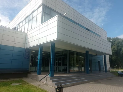 Бассейн (Бассейн)