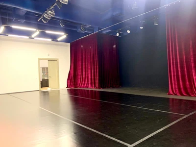 Академия балета «Сказка» (Школа танцев )