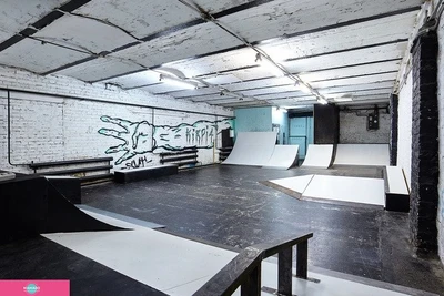 "Кирпич", скейт-антикафе, скейт-парк, Москва