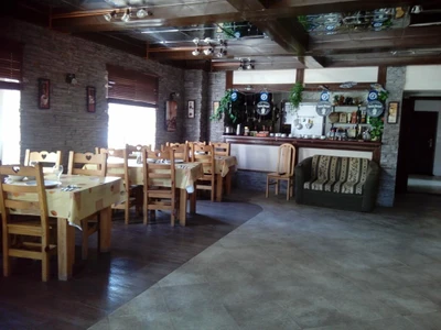 Дамба (Гостиница )