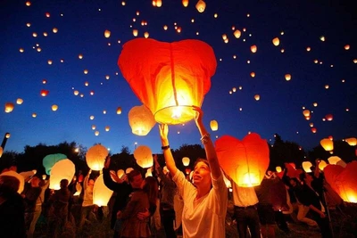 Хеппи Дейс праздничные товары, шары, игрушки (Товары для праздника )