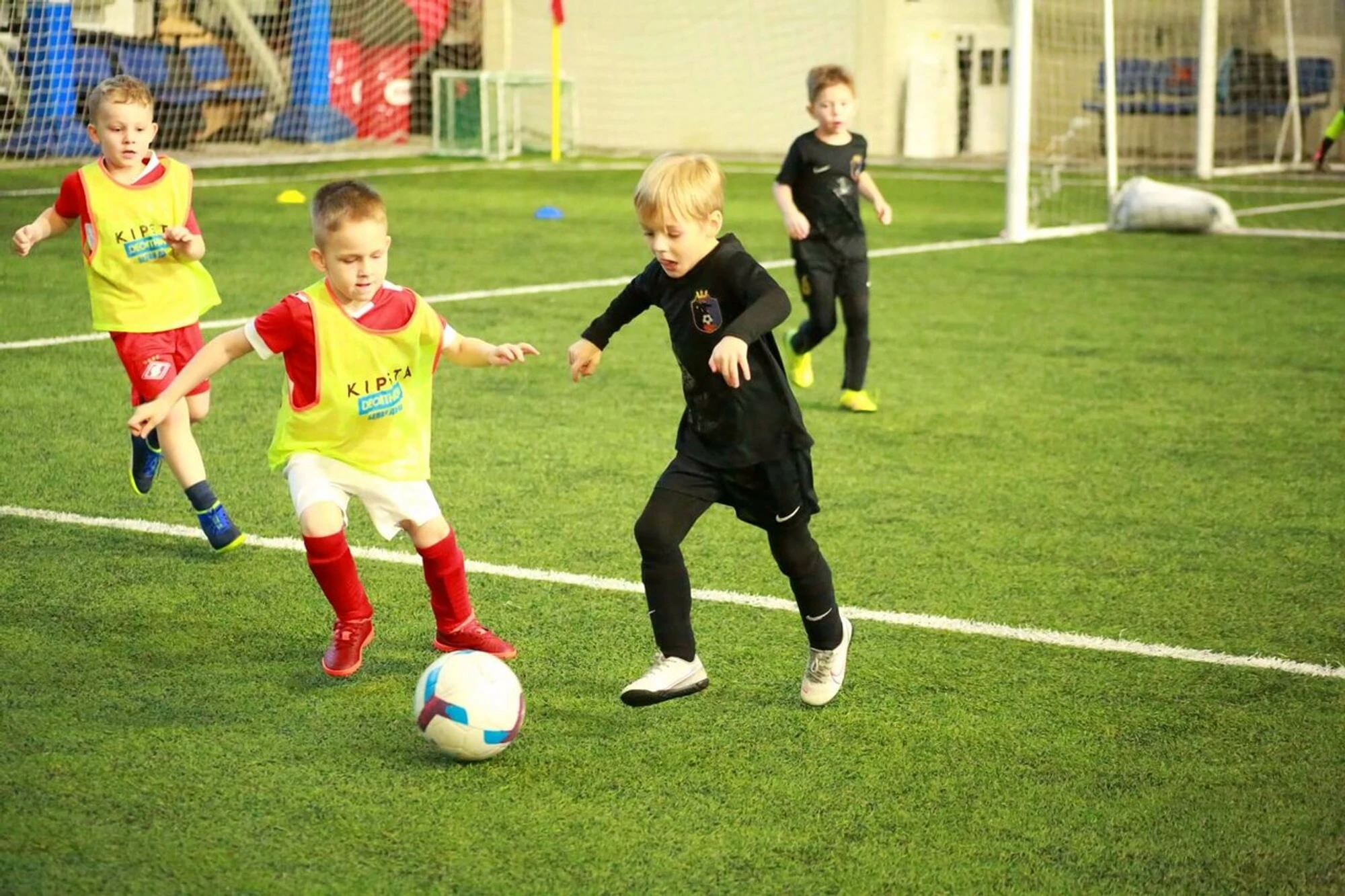 Life Football (Спортивная школа )