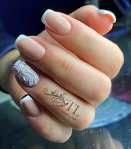 Tanusha_nails маникюрный салон (Ногтевая студия)