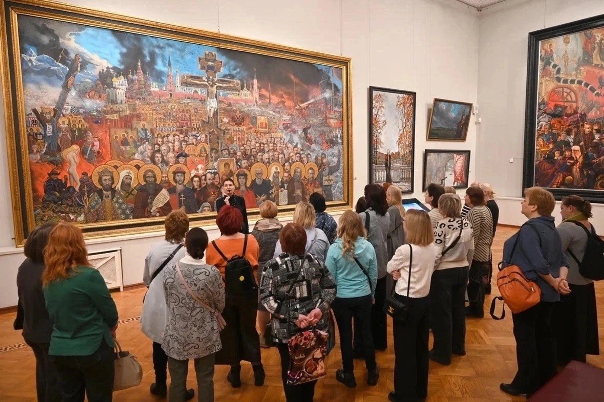 Экспозиция музейно-выставочного центра «Дача» (Галерея Ильи Глазунова)