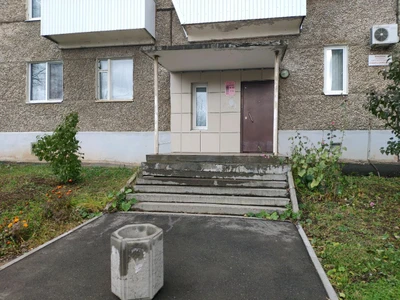 Стоматолог (Стоматологическая клиника)