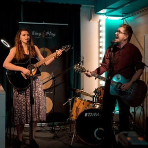 Школа Sing&Play, музыкальные курсы для взрослых и детей