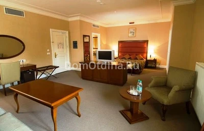 Баташев (Гостиница)