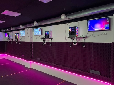 "Oasis VR Club", клуб виртуальной реальности