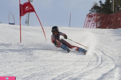 Ski Liberty (Скай Либерти), детская спортивная школа по горным лыжам и сноуборду в СПб 