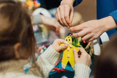 "Мастерские Деда Мороза", новогодние мастер-классы для детей от 6 лет в "Новой Голландии"