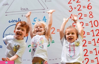 Magic Castle International School, "Волшебный замок", английский частный сад, продленка, занятия для детей на Полежаевской, Москва 