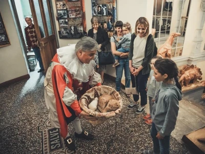 Экскурсии в театре зверей "Уголок дедушки Дурова"