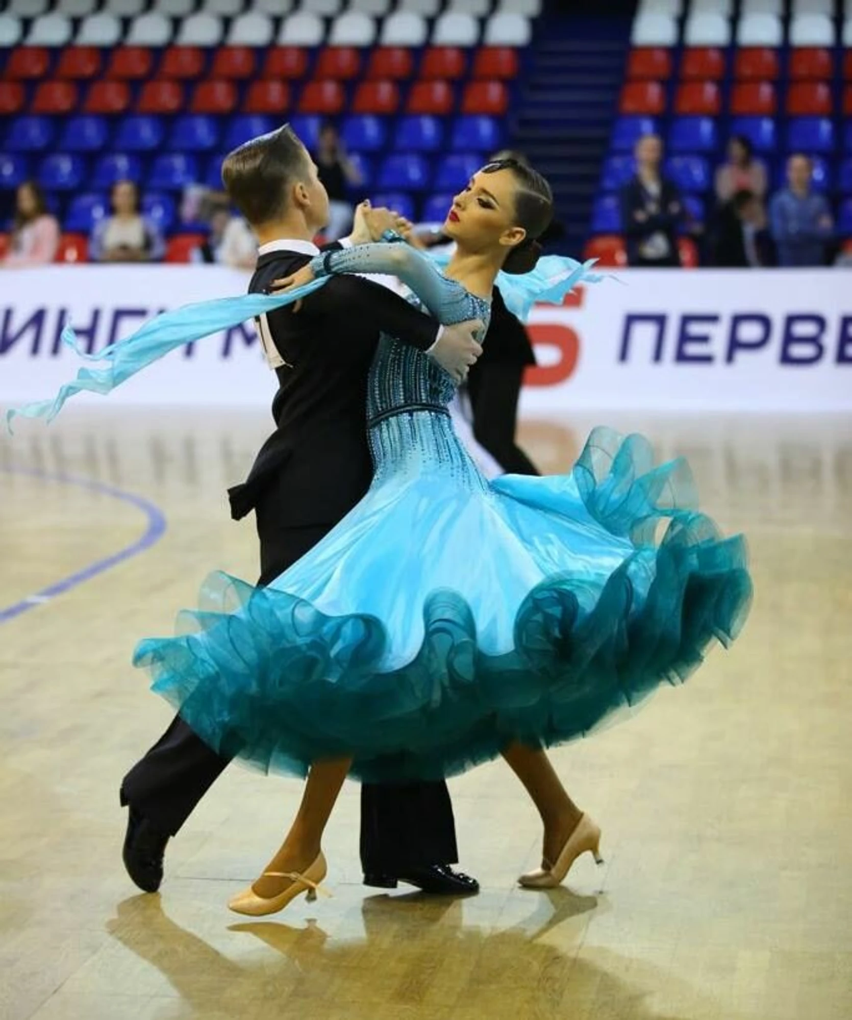 Танцевальный Спортивный клуб Титул, школа танцев (Школа танцев)