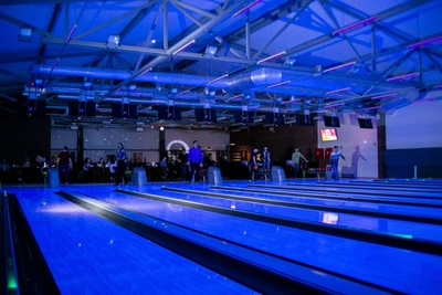 Клуб Манхэттен (Боулинг-клуб )