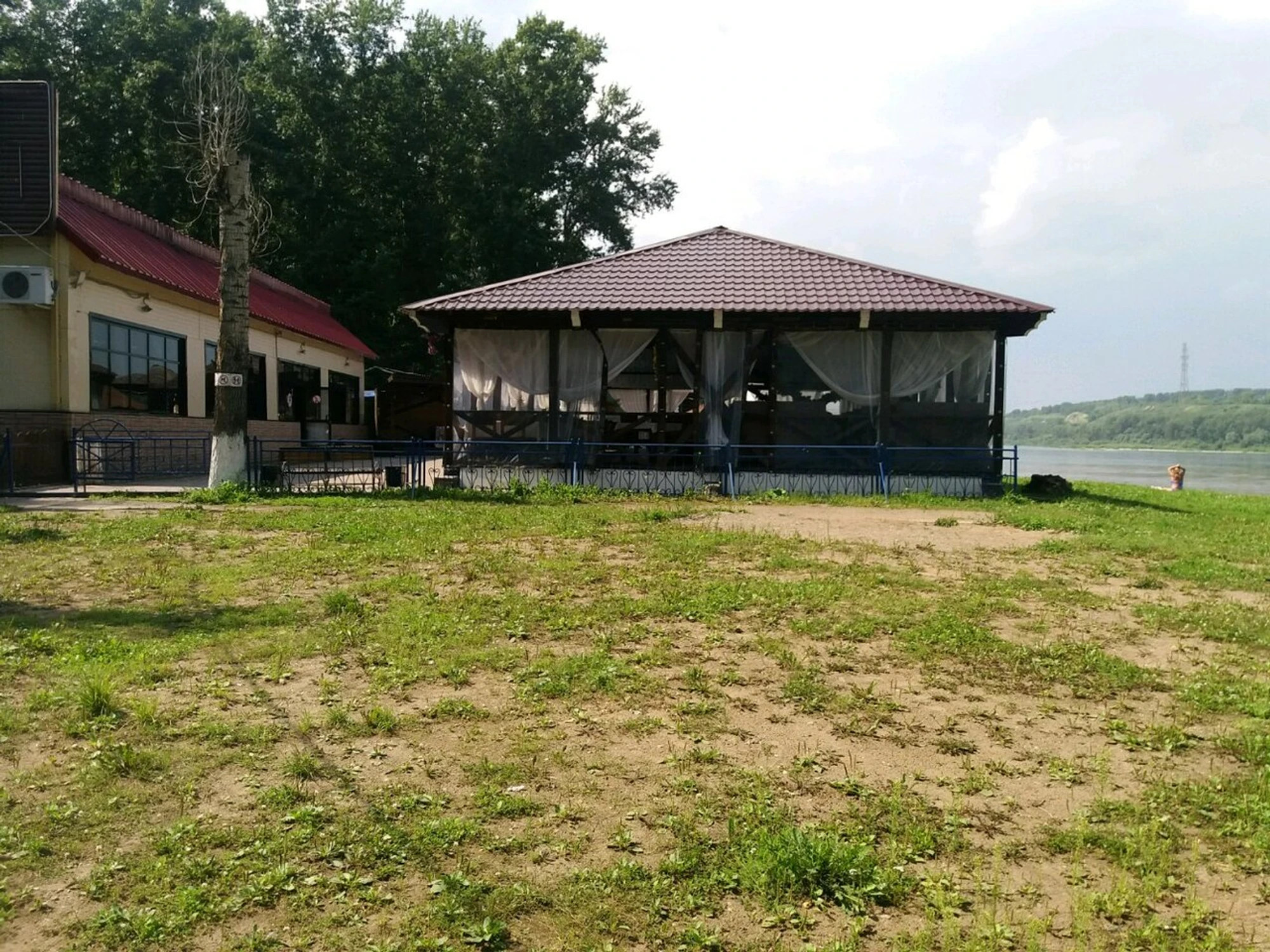 Летнее кафе (Кафе)