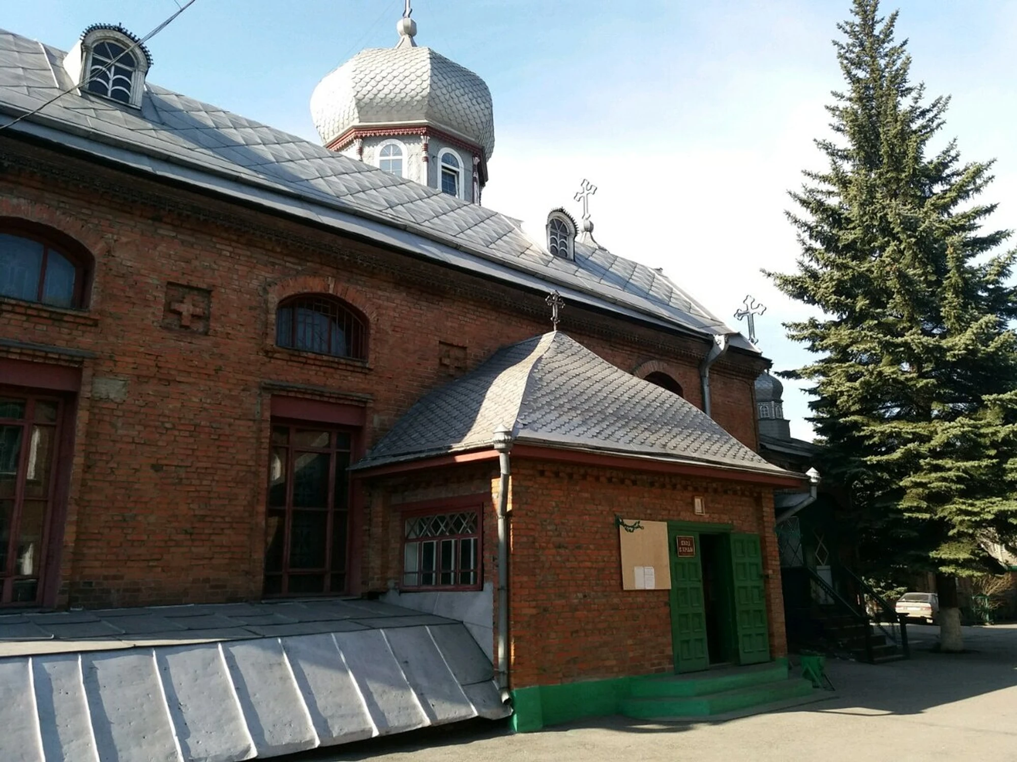 Храм Архистратига Михаила (Православный храм)