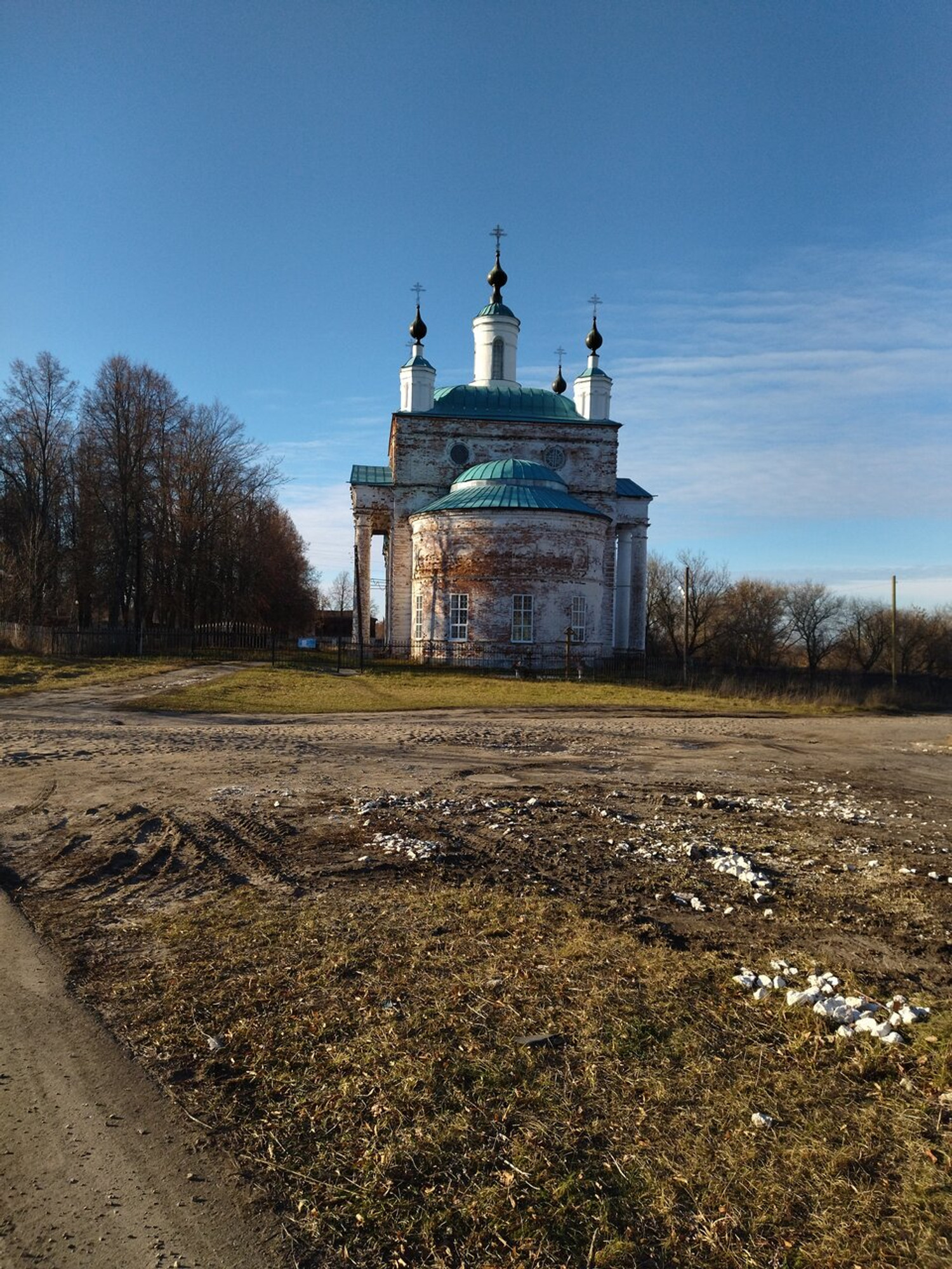 Собор Троицы Живоначальной в Горбатове (Православный храм)