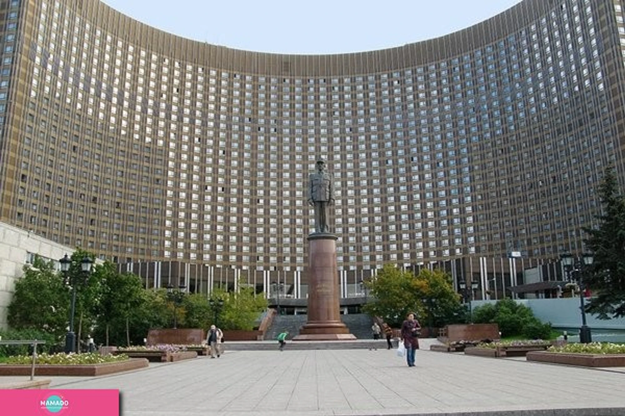 БКЗ "Космос" на проспекте Мира, Москва
