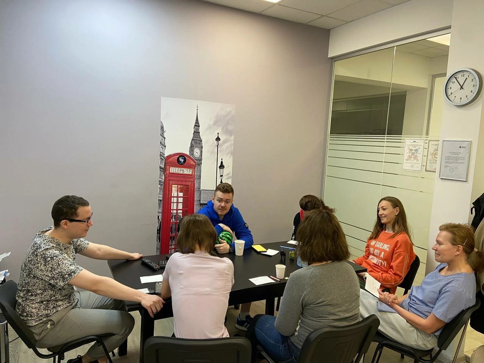 Lewis Foreman School (Курсы иностранных языков)