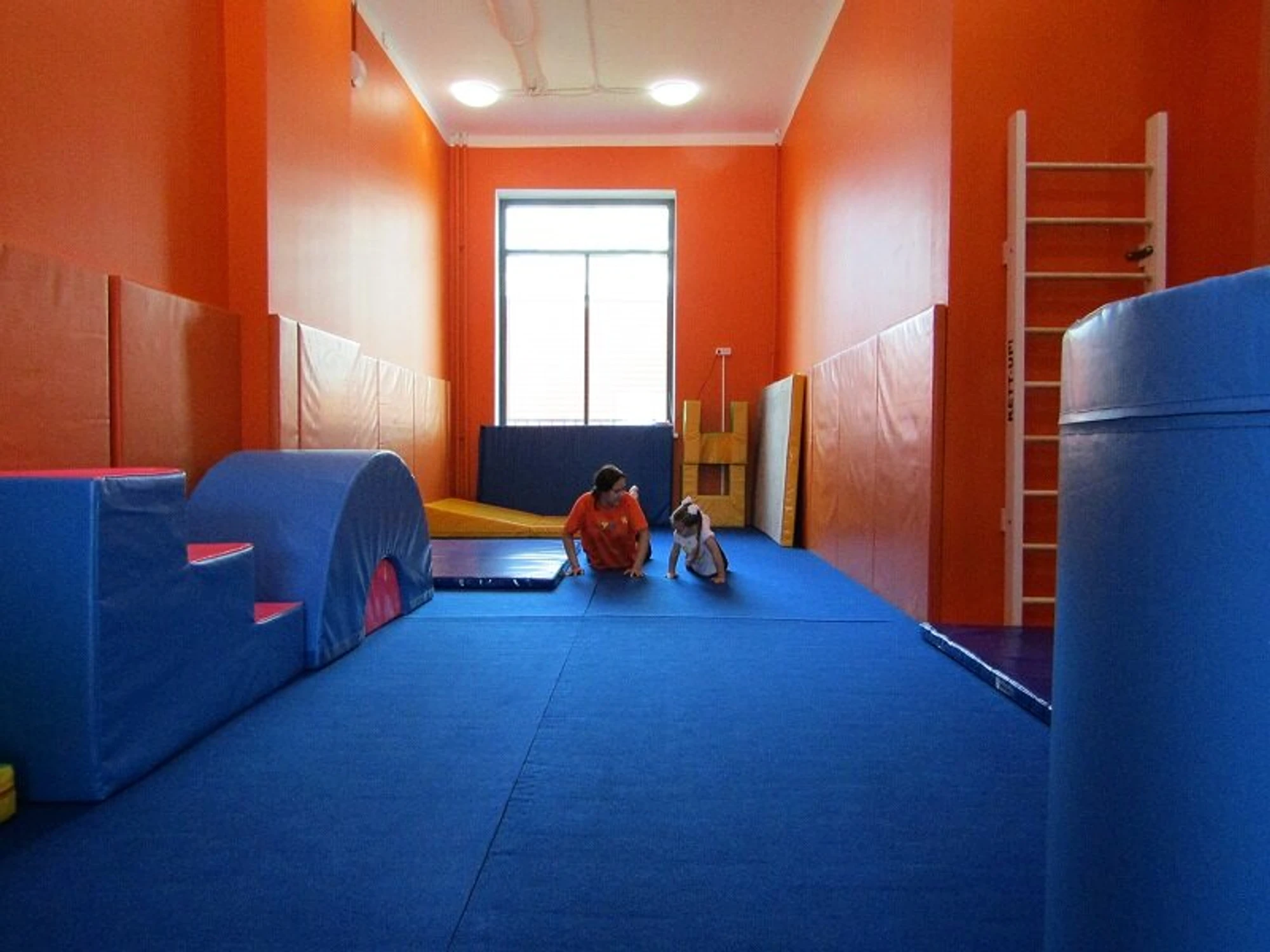 Джунгли (Клуб для детей и подростков )