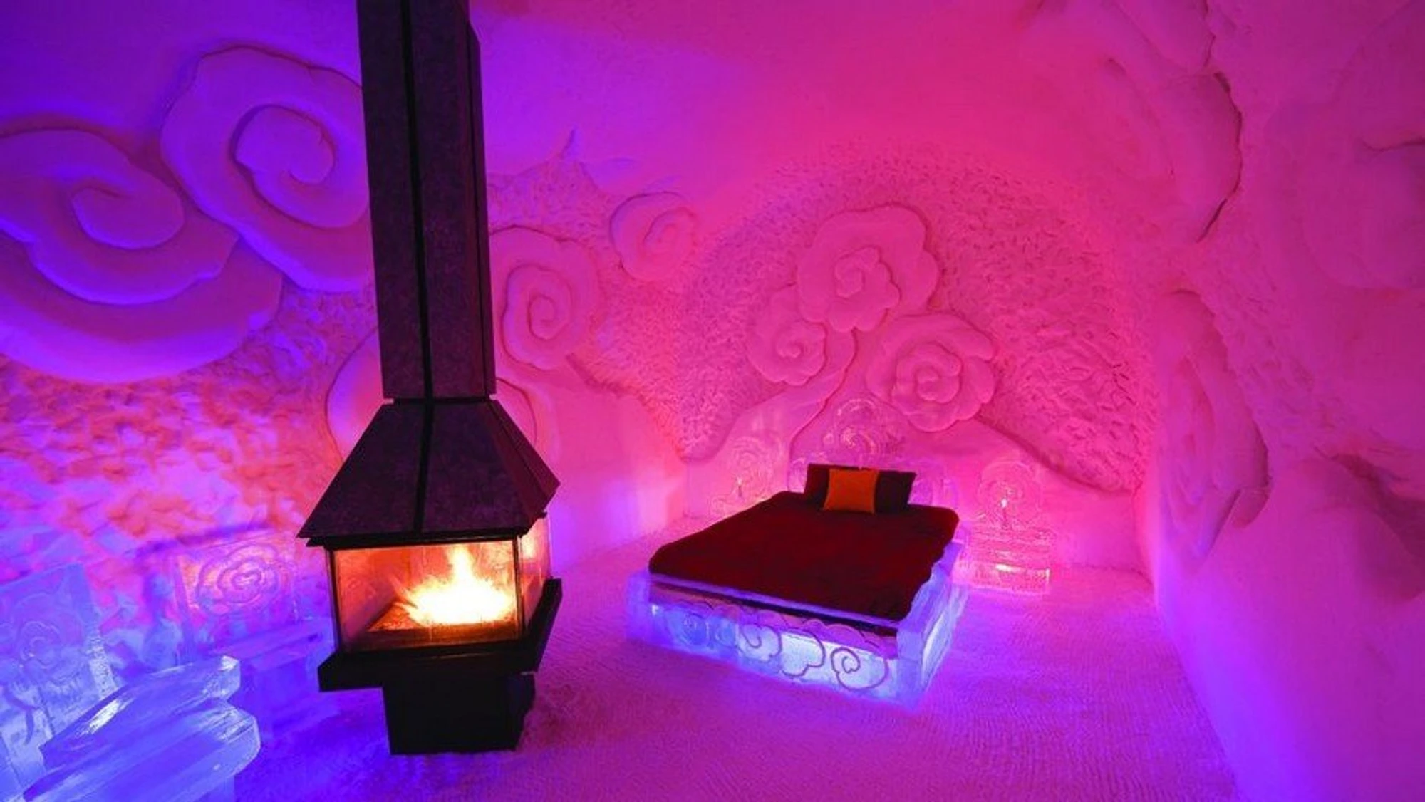 Hotel de Glace, Квебек, Канада. Фото:&nbsp;matadornetwork.com и&nbsp;theculturetrip.com&nbsp;&nbsp;