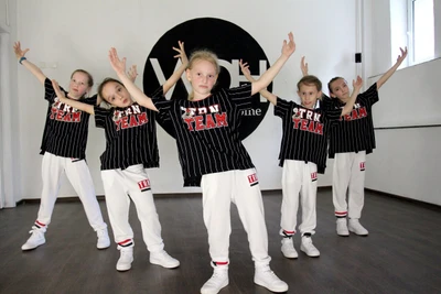 West Dance home (Школа танцев)