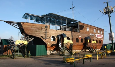 Постоялый двор Ботик (Гостиница)