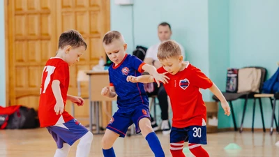 "МЕТЕОР" Детская Футбольная Школа с 3 лет,  мкрн Парковый