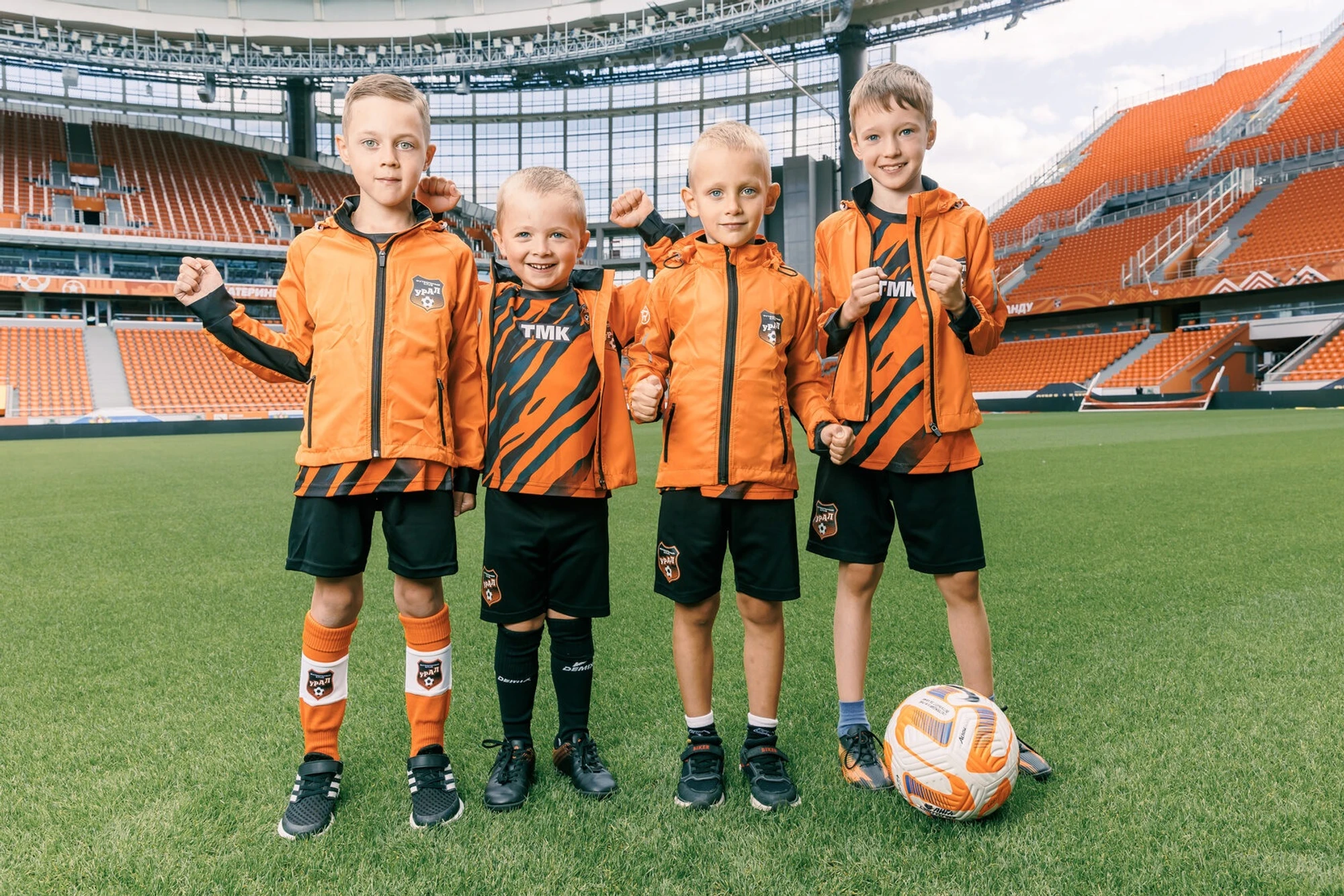 Детская школа футбольного клуба "Урал" от 4-12 лет в Первоуральске (пр. Ильича, 6)