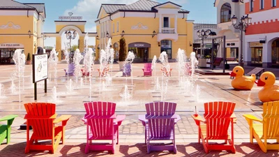 Outlet Village "Белая Дача", первый аутлет-центр в Москве 