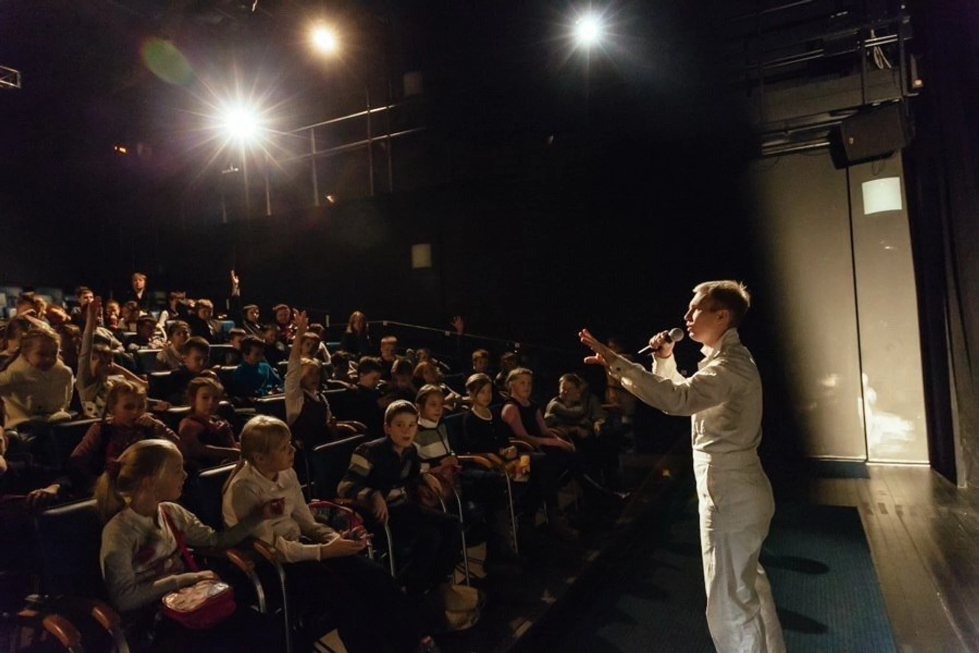 Театр "Плоды Просвещения" в ТРК "Гранд Каньон"