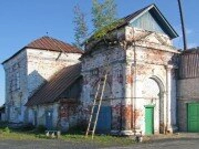Церковь Смоленской иконы Божией Матери в Семёновском (Православный храм)