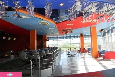 "А-8" (боулинг-клуб)