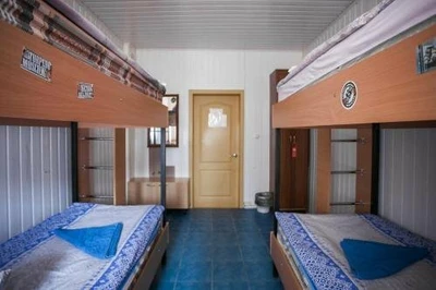 Тихое место (Хостел)