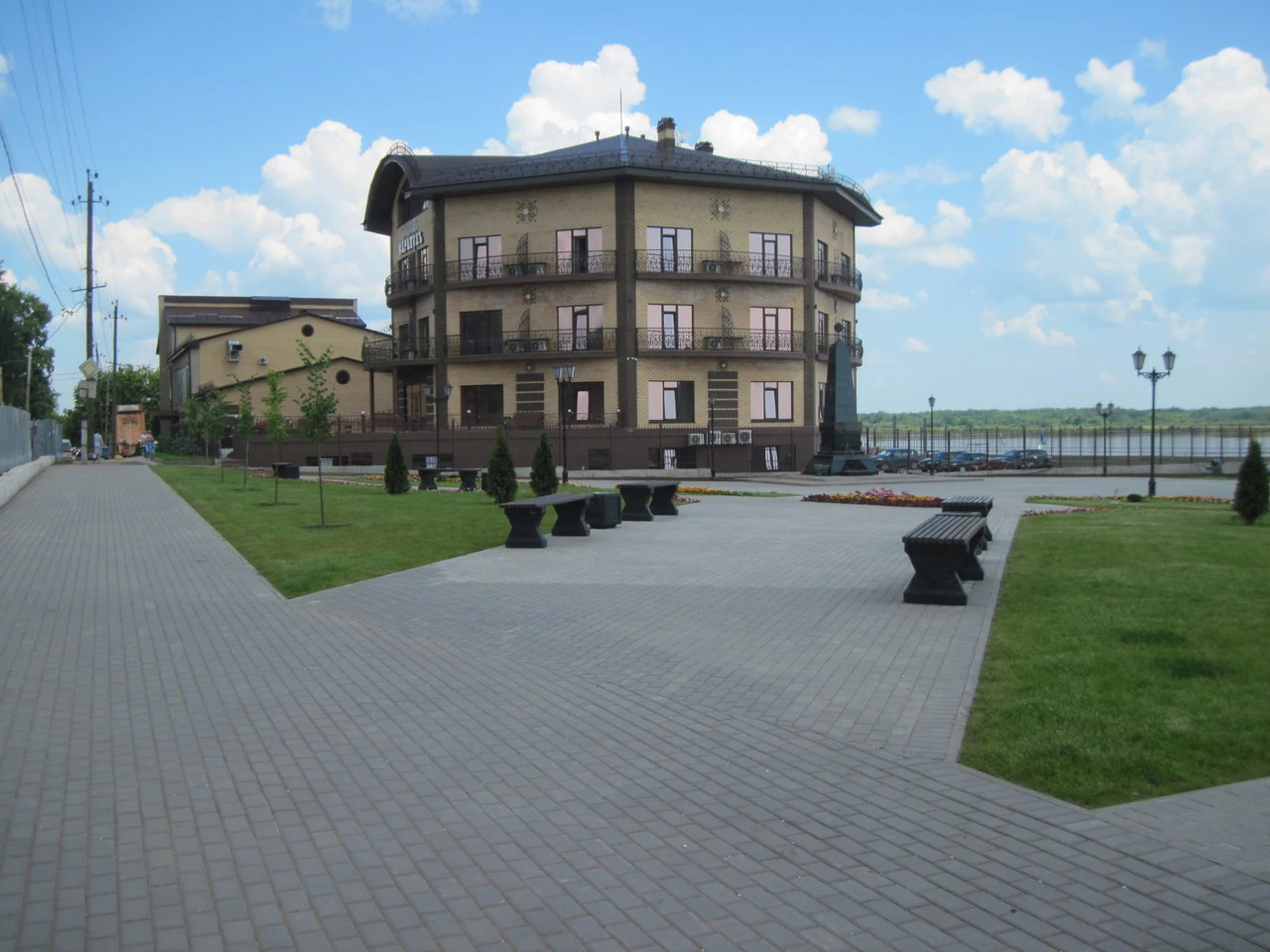 Отель Сарапулъ (Гостиница)