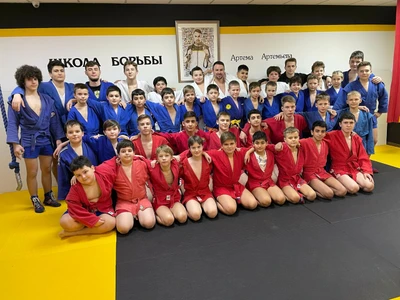 Школа Борьбы Артема Артемьева (Спортивная школа )