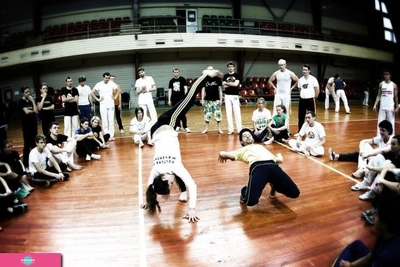 Real Capoeira ("Реал Капоэйра"), боевое искусство для детей школьного возраста и взрослых в Лианозово, Москва 