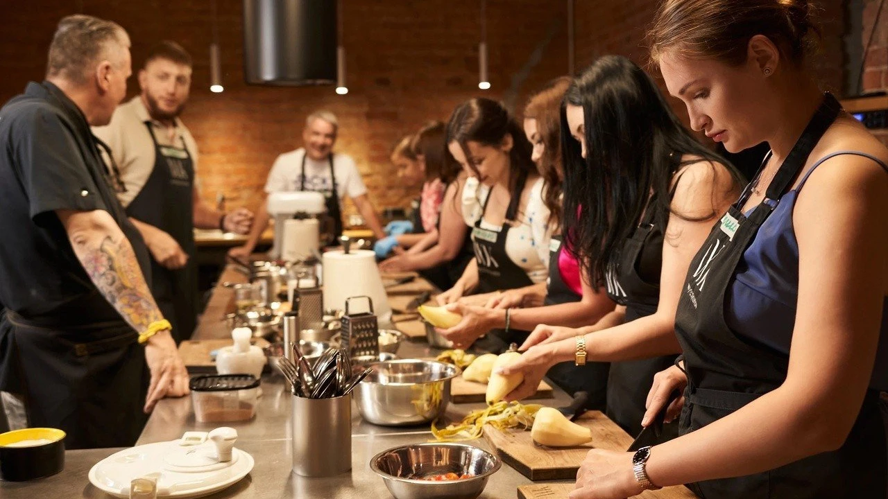"White Kitchen", кулинарная студия в центре Санкт-Петербурга