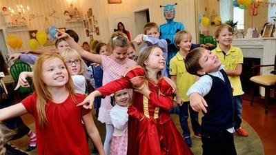 День рождения для детей от 7 до 12 лет в театре праздников "Домик Алисы"