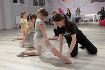 Студия танцев Империя (Школа танцев)