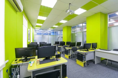 Шаг (Компьютерные курсы )