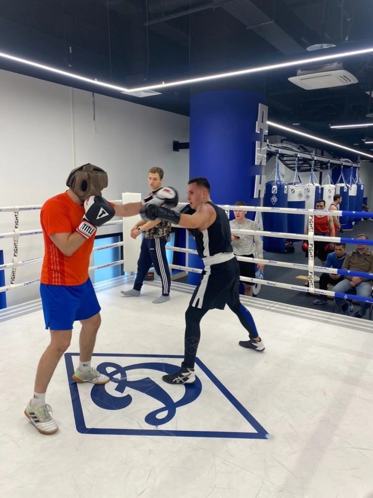 Безлимитный абонемент на комплекс единоборств в школе "Динамо" на ВТБ арене