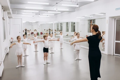 Балетная студия 5 па (Школа танцев )