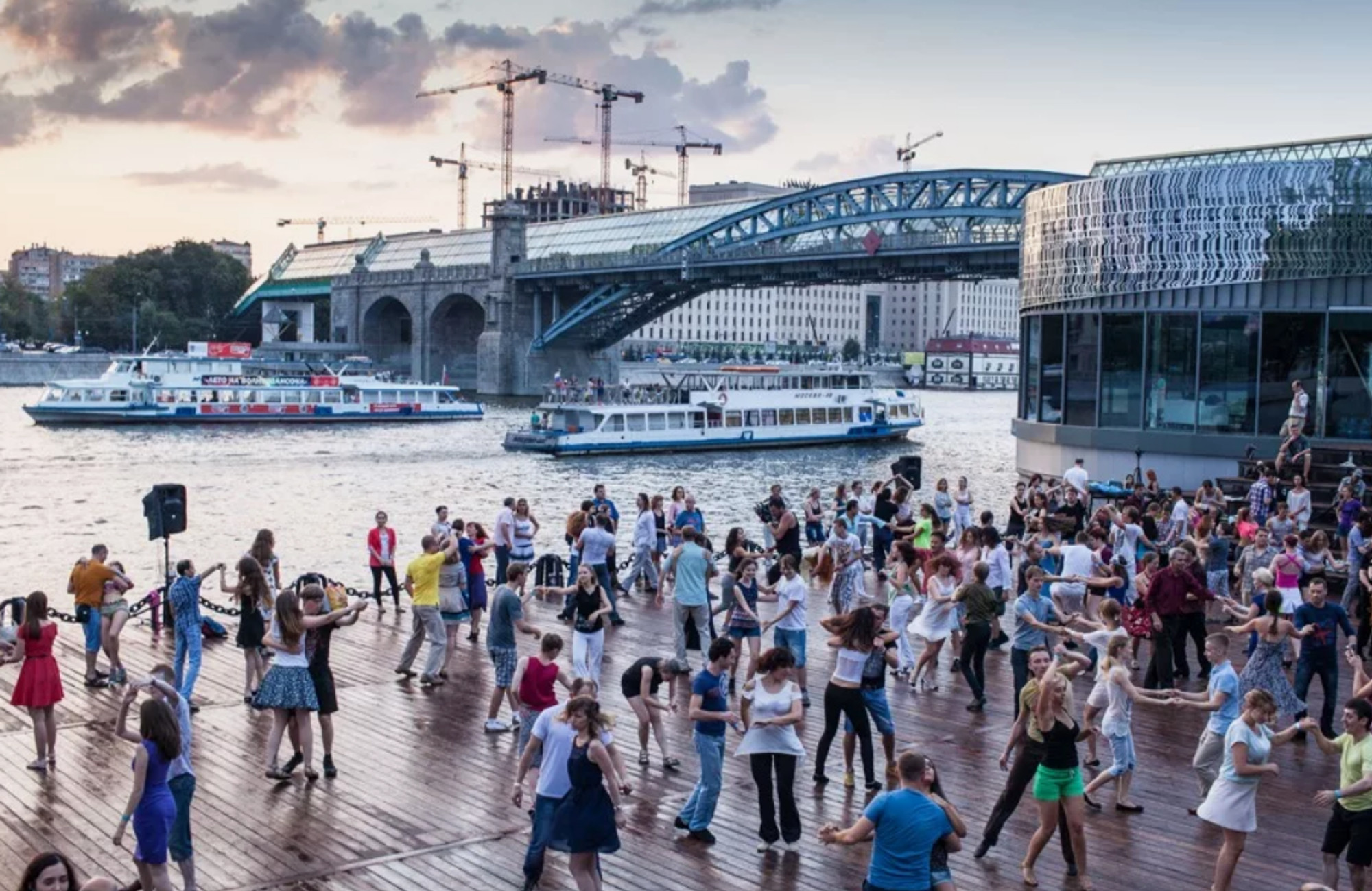 Парк Горького в Москве