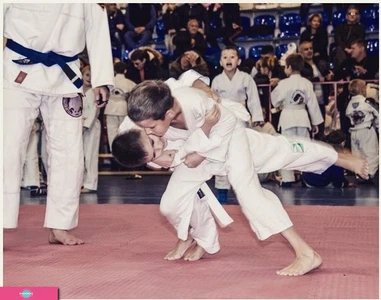 "Gracie Jiu-Jitsu Russia" (клуб боевых видов спорта)