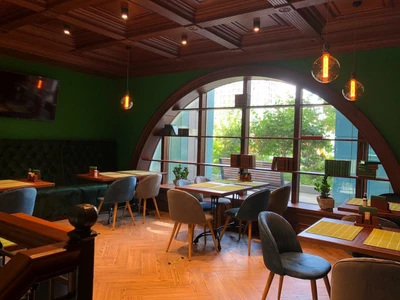 Green Pub (Бар, паб )