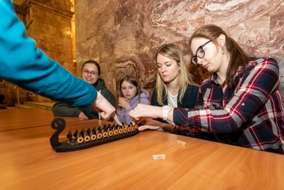 "Настольная страна", день головоломок в Российском этнографическом музее