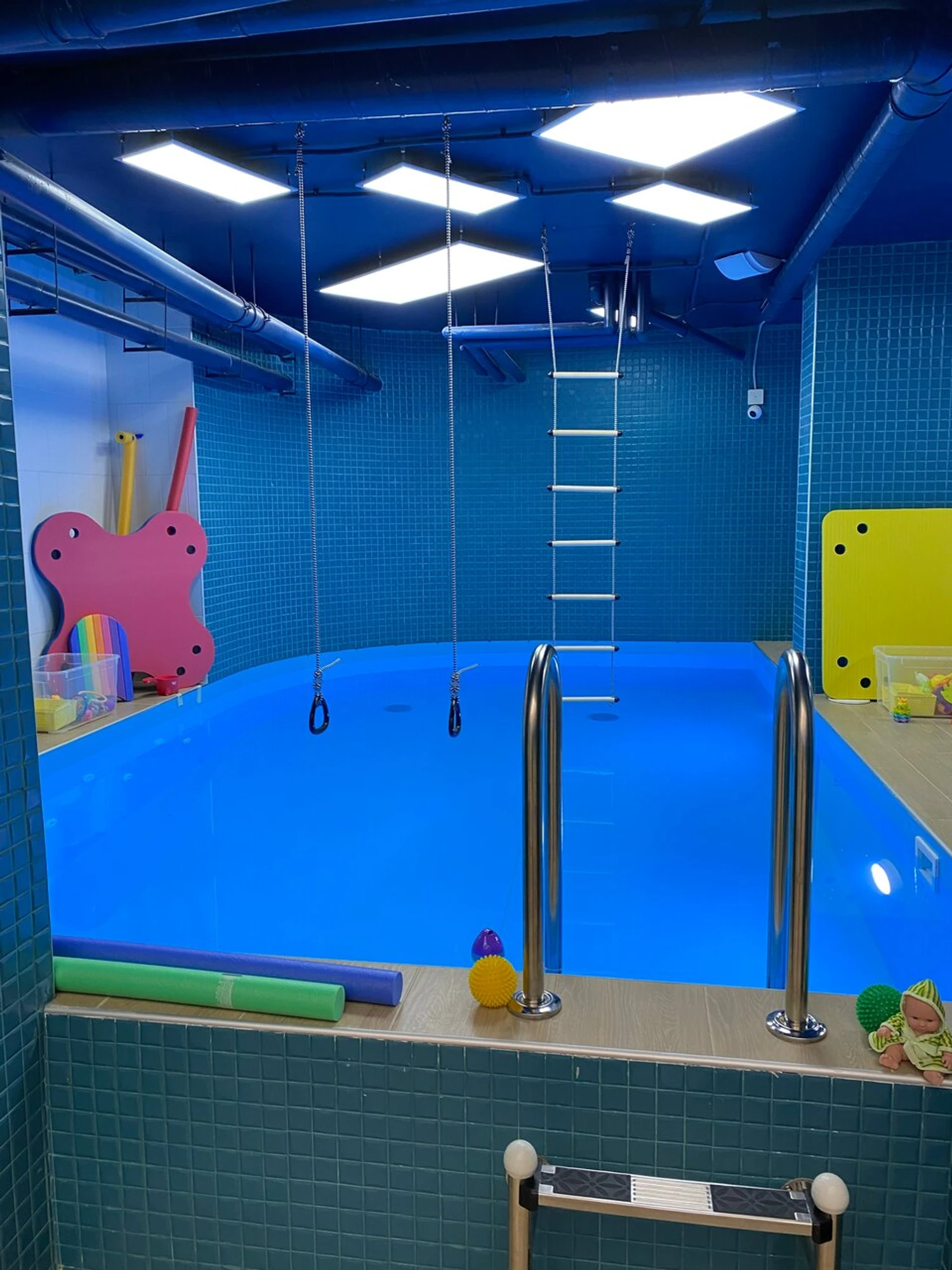 Детская бухта (Бассейн )