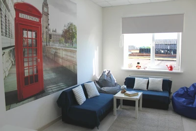 Light english club (Курсы иностранных языков )