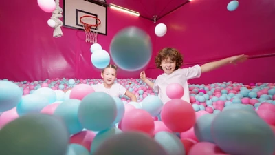 Детский день рождения с тарифом "МАКСИМУМ" в "Smile Park" на ВДНХ